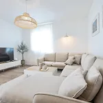 Grota By Interhome * Maslenica