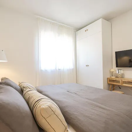 Grota By Interhome * Maslenica