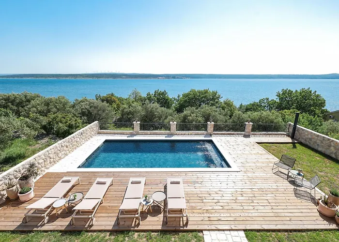 Grota By Interhome Maslenica